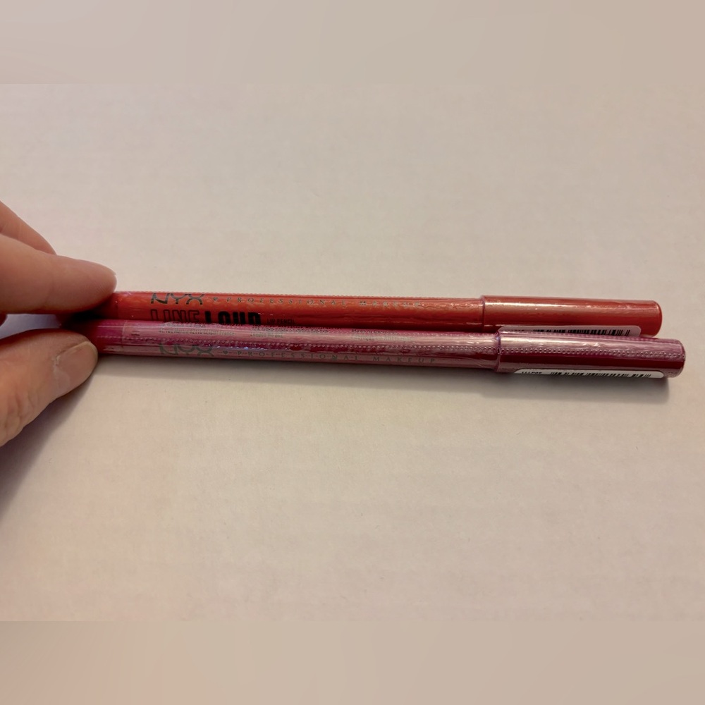 2 NYX LINE LOUD LIP PENCILS